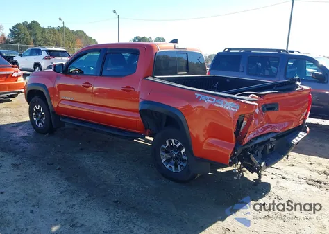 2017 Toyota Tacoma Trd Off Road z USA, uszkodzony, nr VIN 3TMCZ5AN3HM111791